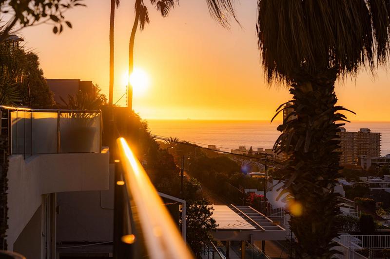 4 Bedroom Property for Sale in Green Point Western Cape